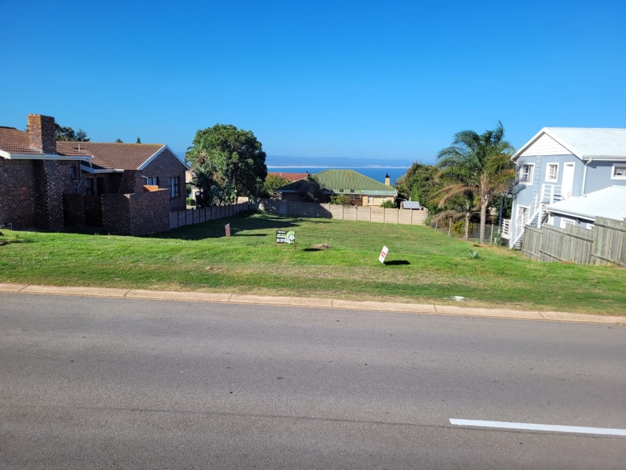 0 Bedroom Property for Sale in Wavecrest Eastern Cape